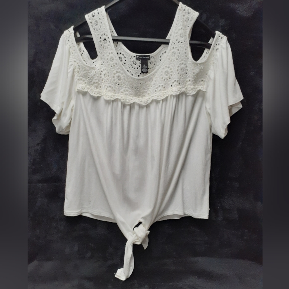 New Directions Bare Shoulder Blouse sz. XL